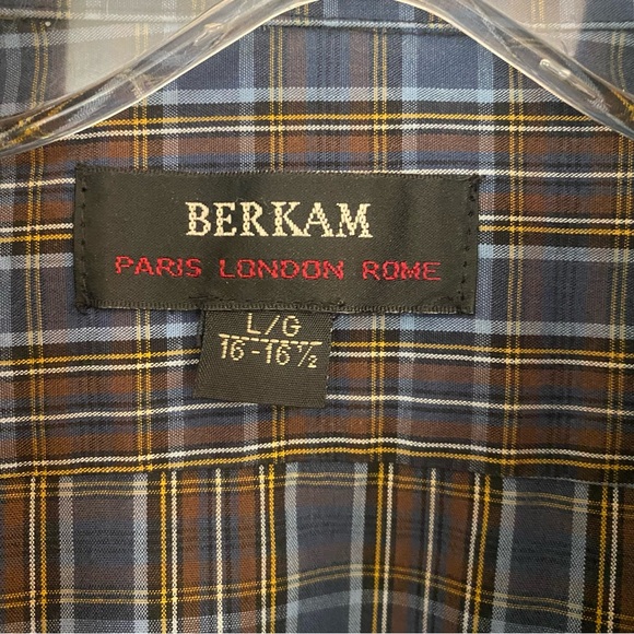 Mens plaid short sleeved button down shirt - Picture 3 of 3